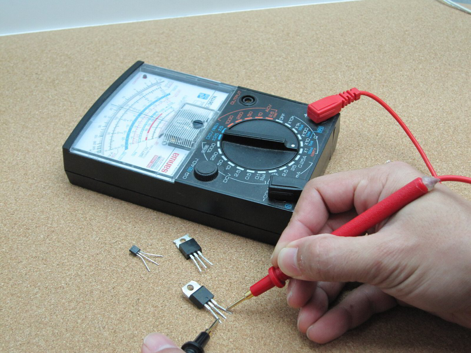 Calibration instruments and electronic testing equipment at GHM Field Services